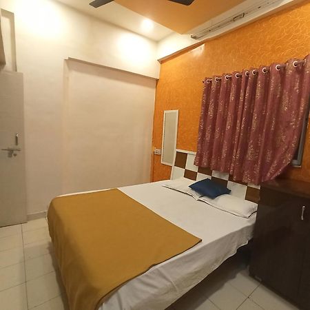 Malwade Motel Pune Bagian luar foto